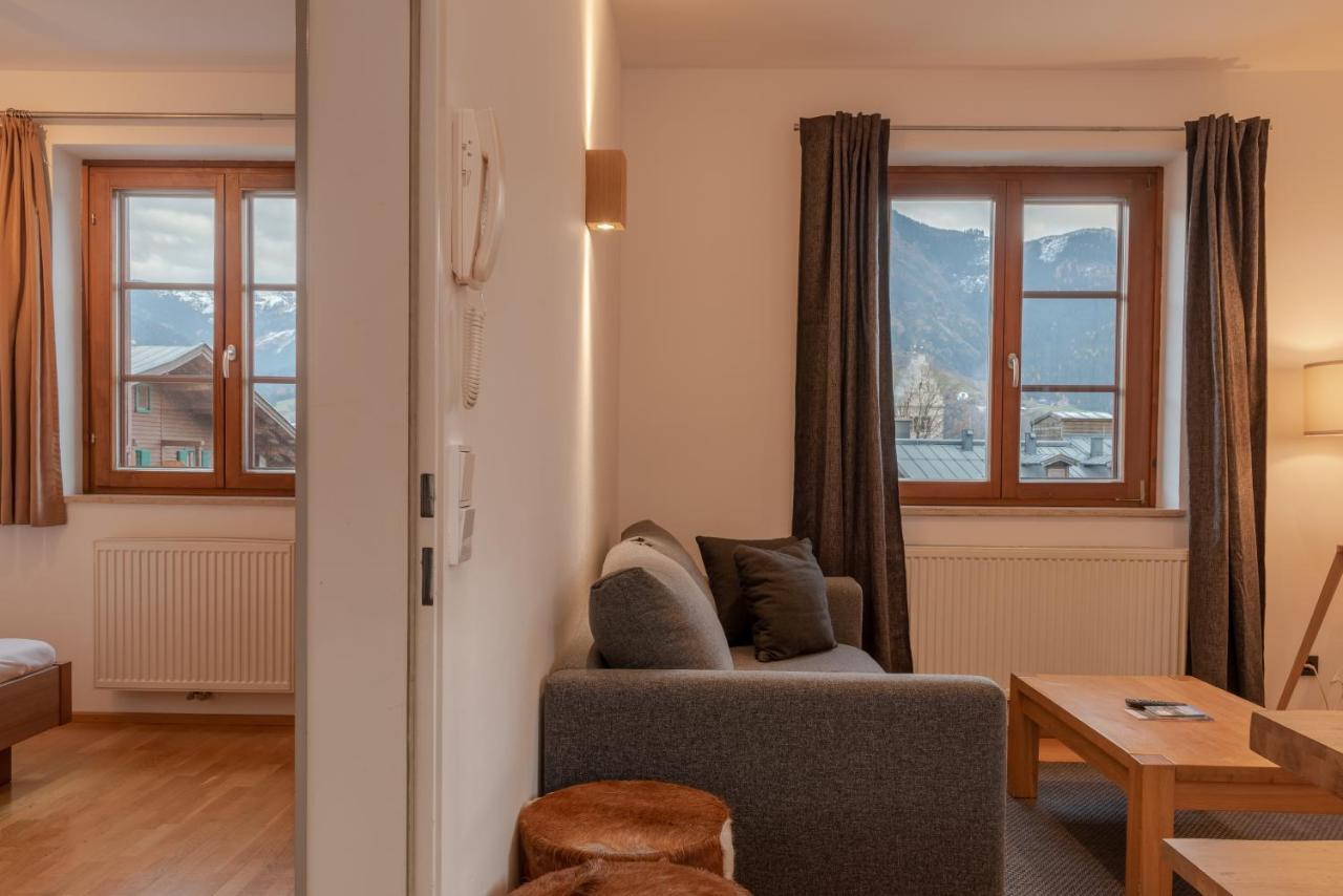 Post By In One * Zell am See